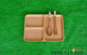 Khay chu nhat 3 ngan lon 6