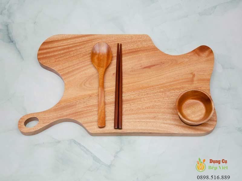 Thớt gỗ tay cầm kiểu 20.5x36cm || VKU1-T034 4 Thớt gỗ tay cầm kiểu 20.5x36cm || VKU1-T034 - Ảnh 4