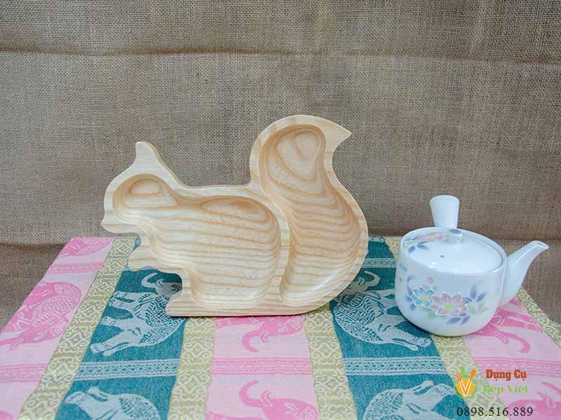 Khay gỗ hình sóc 24x18cm | VKU1-078