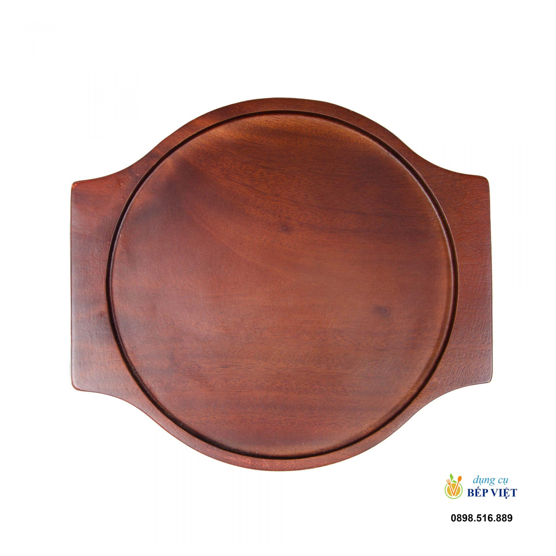 Khay lót chảo bằng gỗ (22.5x20cm) 1 Khay lot chao co tay cam