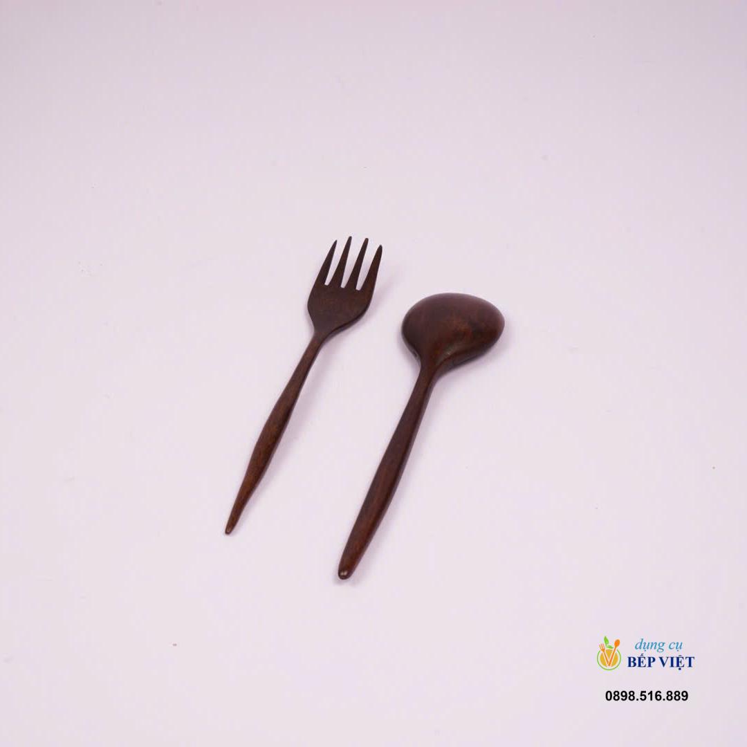 Bộ muỗng nĩa gỗ (18cm) 2 Muỗng và nia