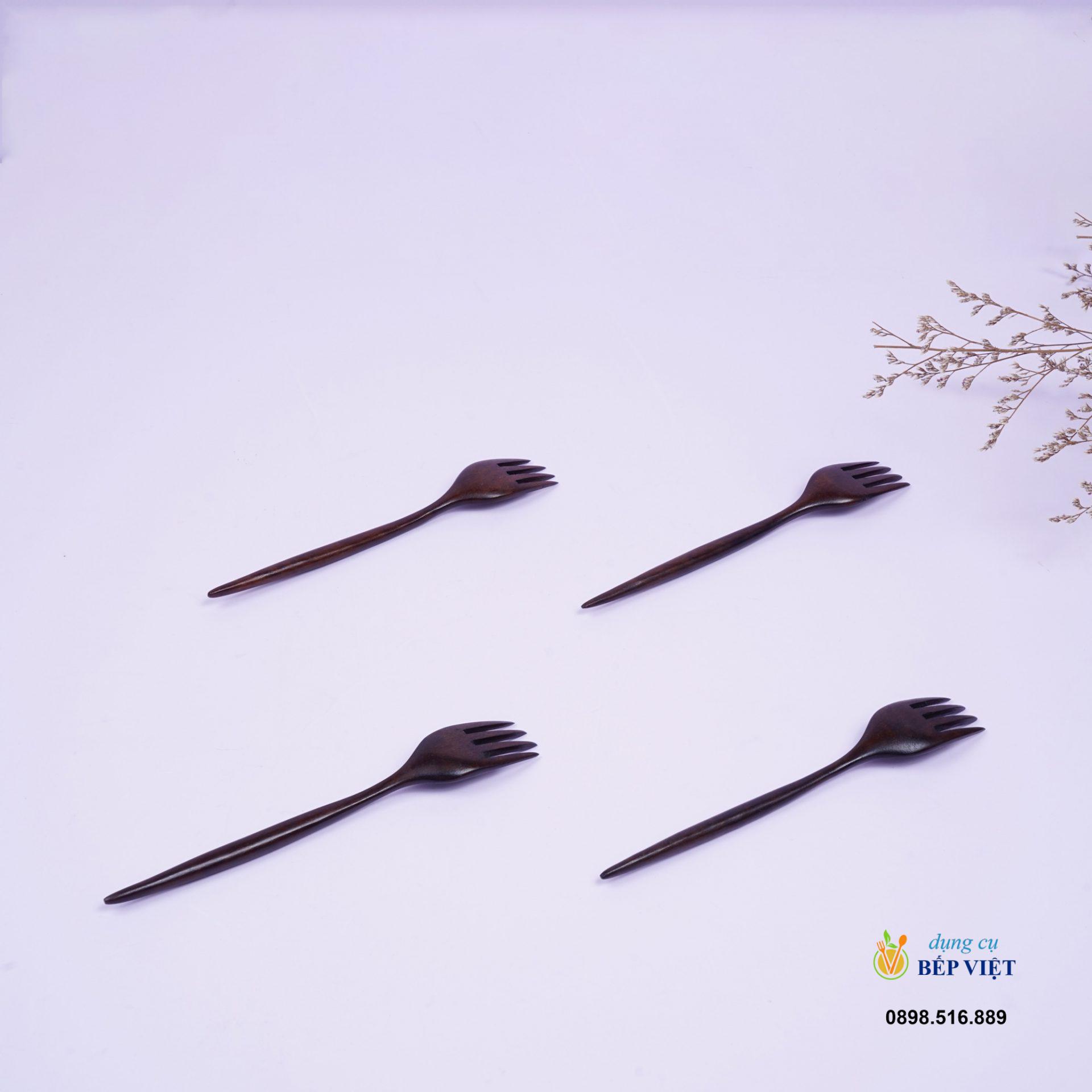 Bộ muỗng nĩa gỗ (18cm) 4 nia decor