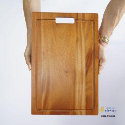 Thớt gỗ chữ nhật có lỗ cầm 42.8x28x2cm